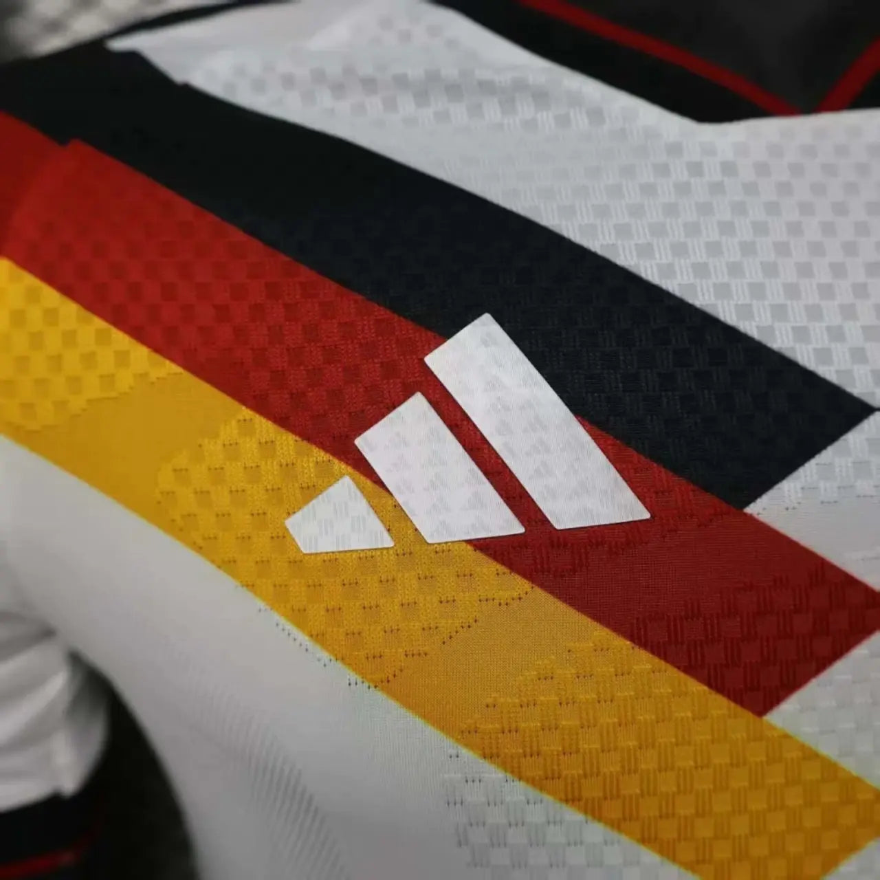 Deutschland WM 2026 Heimtrikot – Spieler Version | TrikotZone