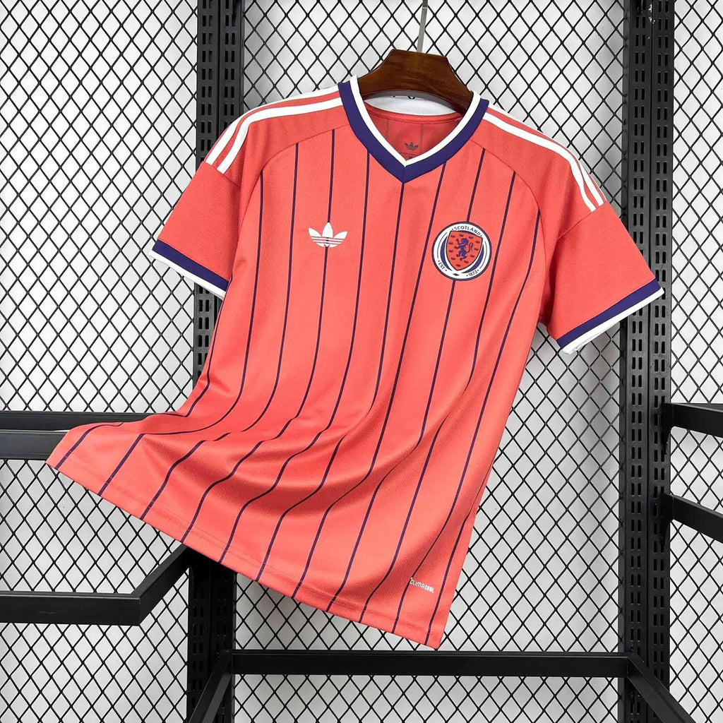 Schottland WM 2026 Auswärtstrikot – Fan Version | TrikotZone