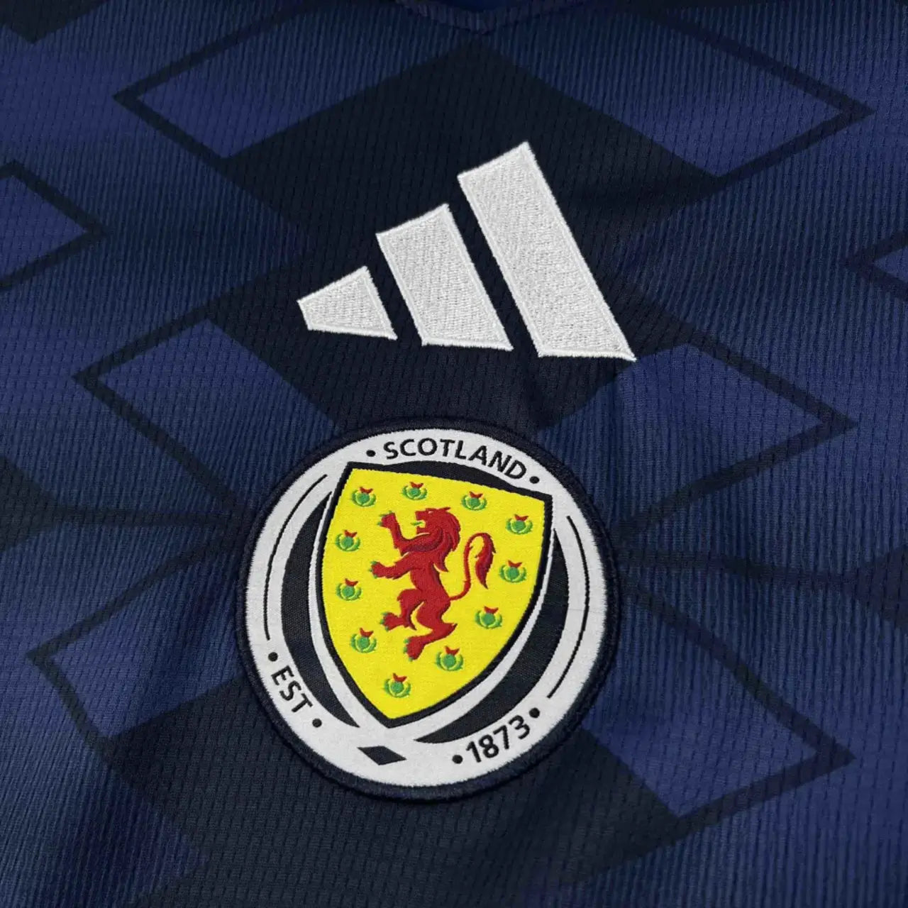 Schottland WM 2026 Heimtrikot – Fan Version | TrikotZone