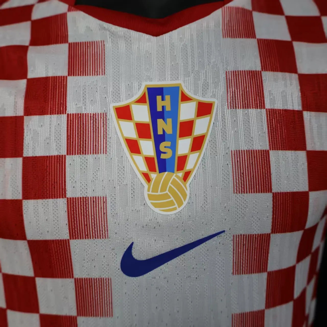 Kroatien WM 2026 Heimtrikot – Spielerversion | TrikotZone