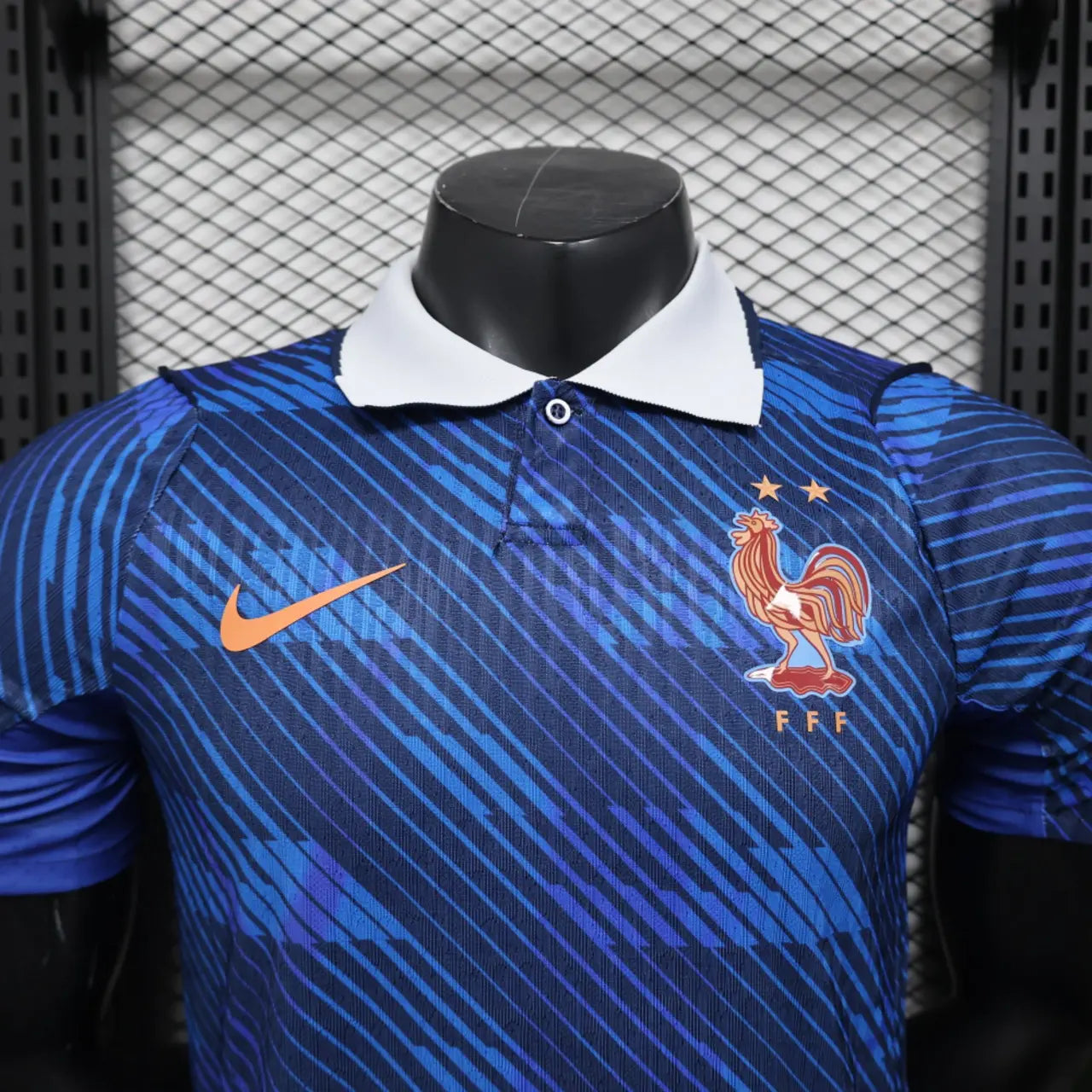 Frankreich WM 2026 Heimtrikot – Spielerversion | TrikotZone