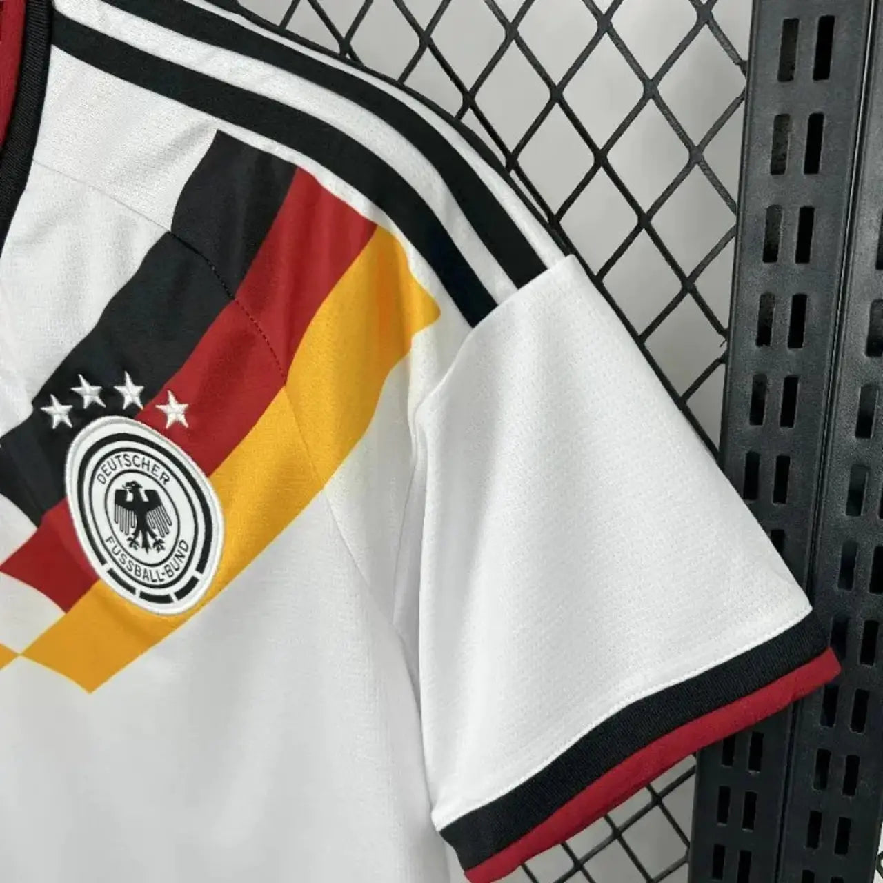 Deutschland WM 2026 Heimtrikot – Fan Version | TrikotZone