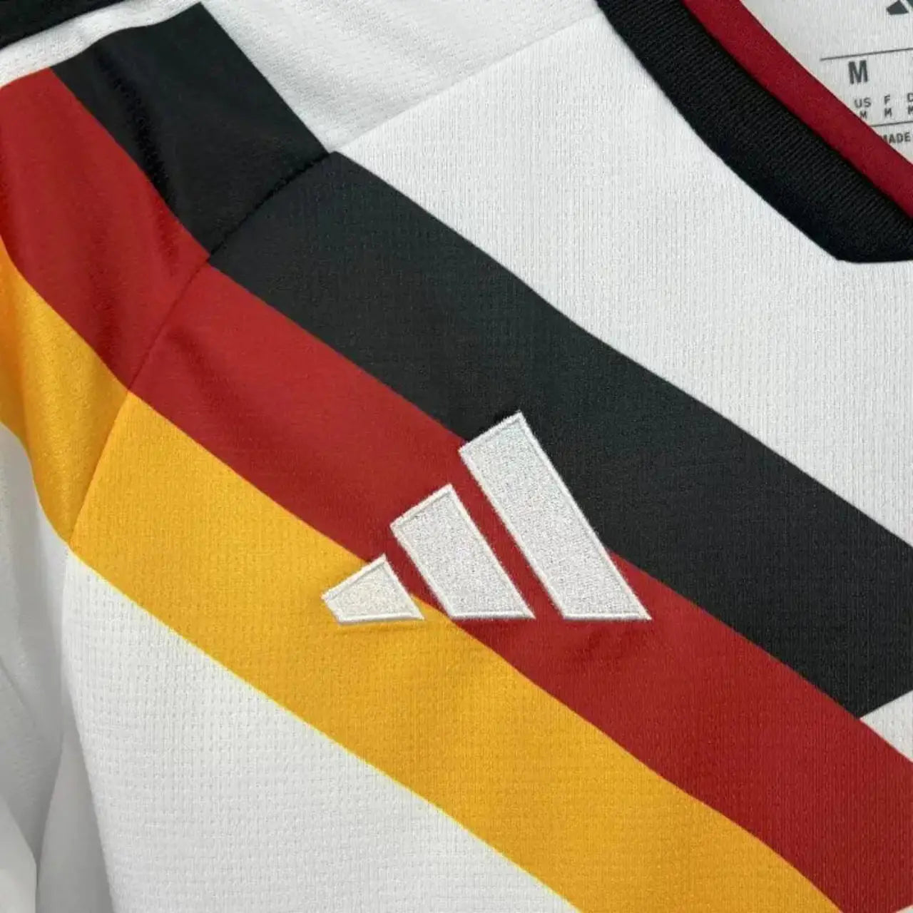 Deutschland WM 2026 Heimtrikot – Fan Version | TrikotZone