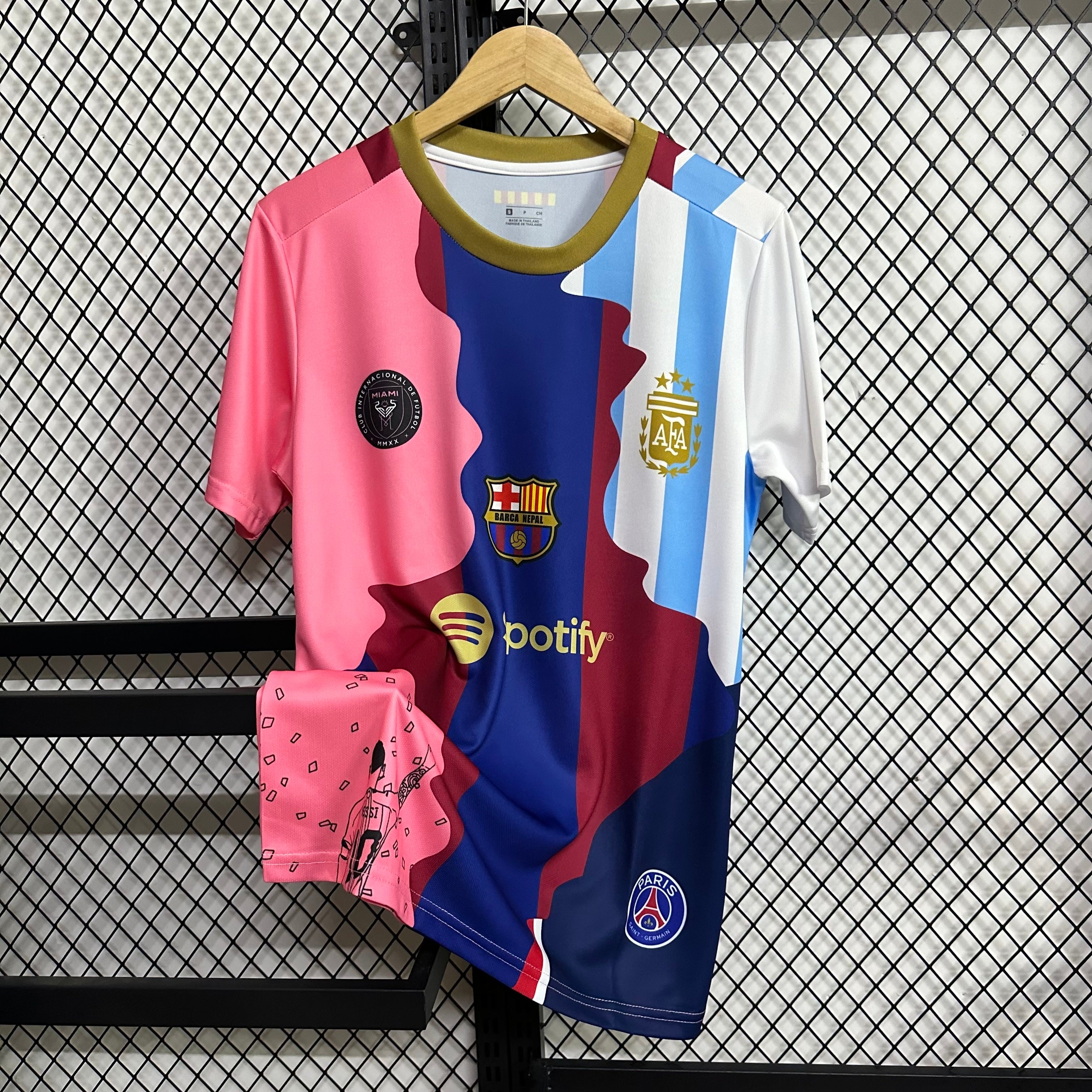 Messi Graffiti Edition Trikot 2026 – Limited Design | TrikotZone